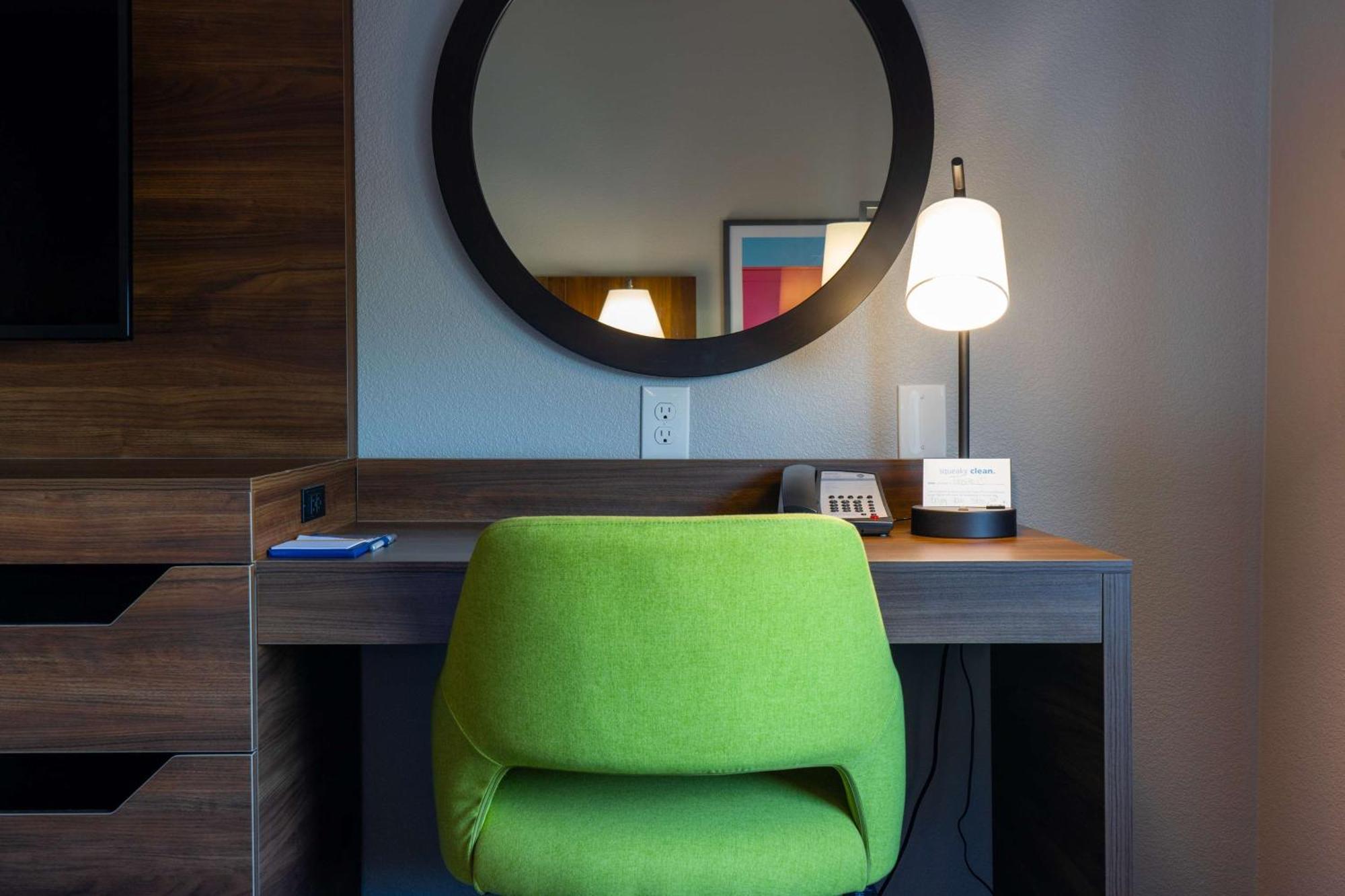 Hampton Inn Elkhorn Lake Geneva Area Екстер'єр фото