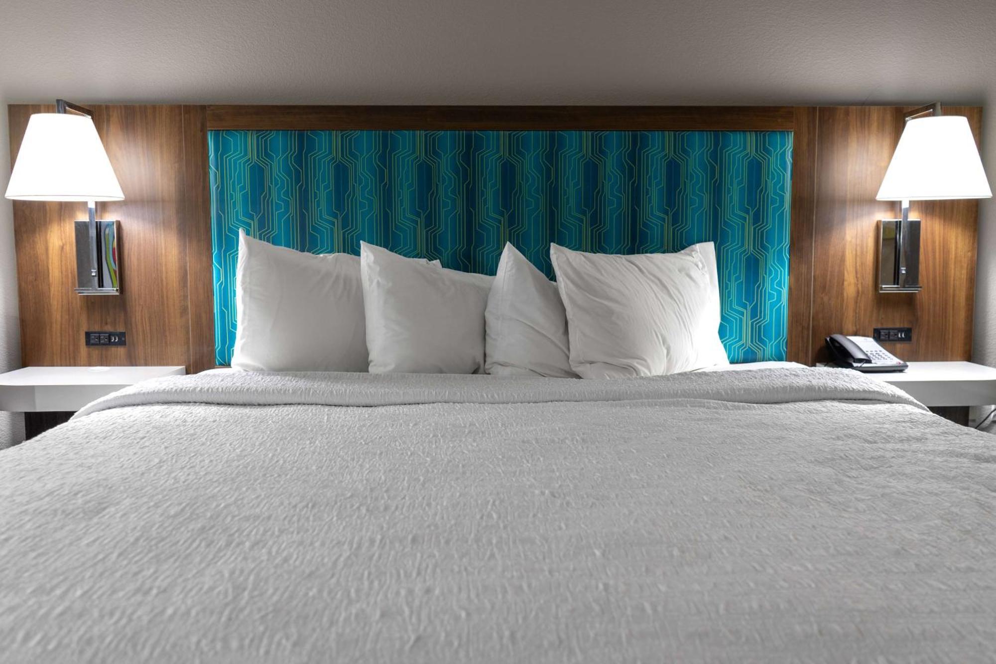 Hampton Inn Elkhorn Lake Geneva Area Екстер'єр фото