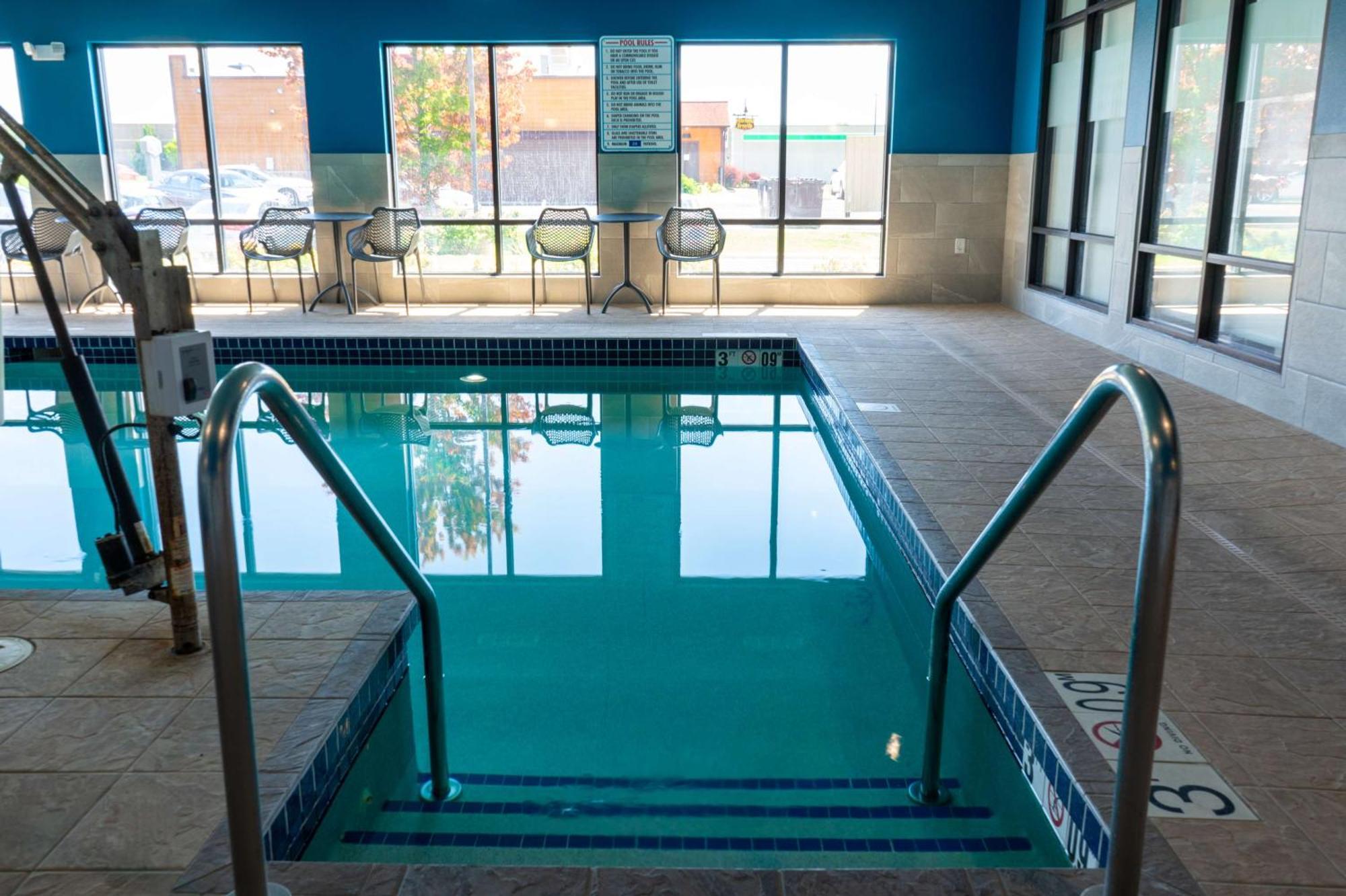Hampton Inn Elkhorn Lake Geneva Area Екстер'єр фото
