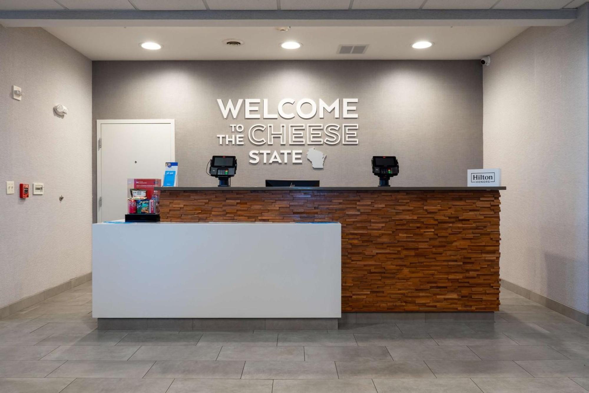 Hampton Inn Elkhorn Lake Geneva Area Екстер'єр фото