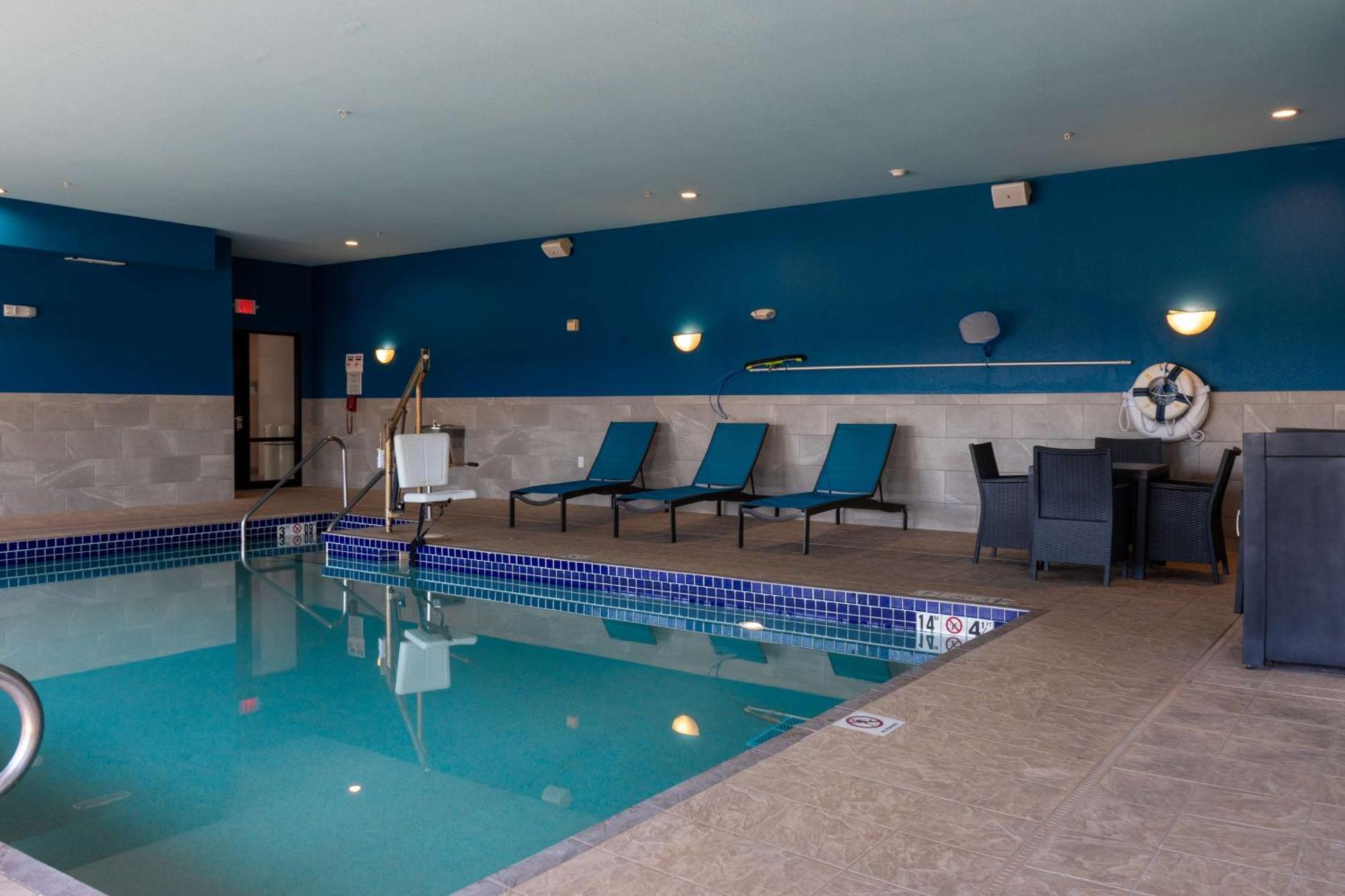 Hampton Inn Elkhorn Lake Geneva Area Екстер'єр фото